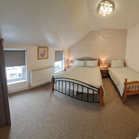 Ulverston Town Centre Flat Екстер'єр фото